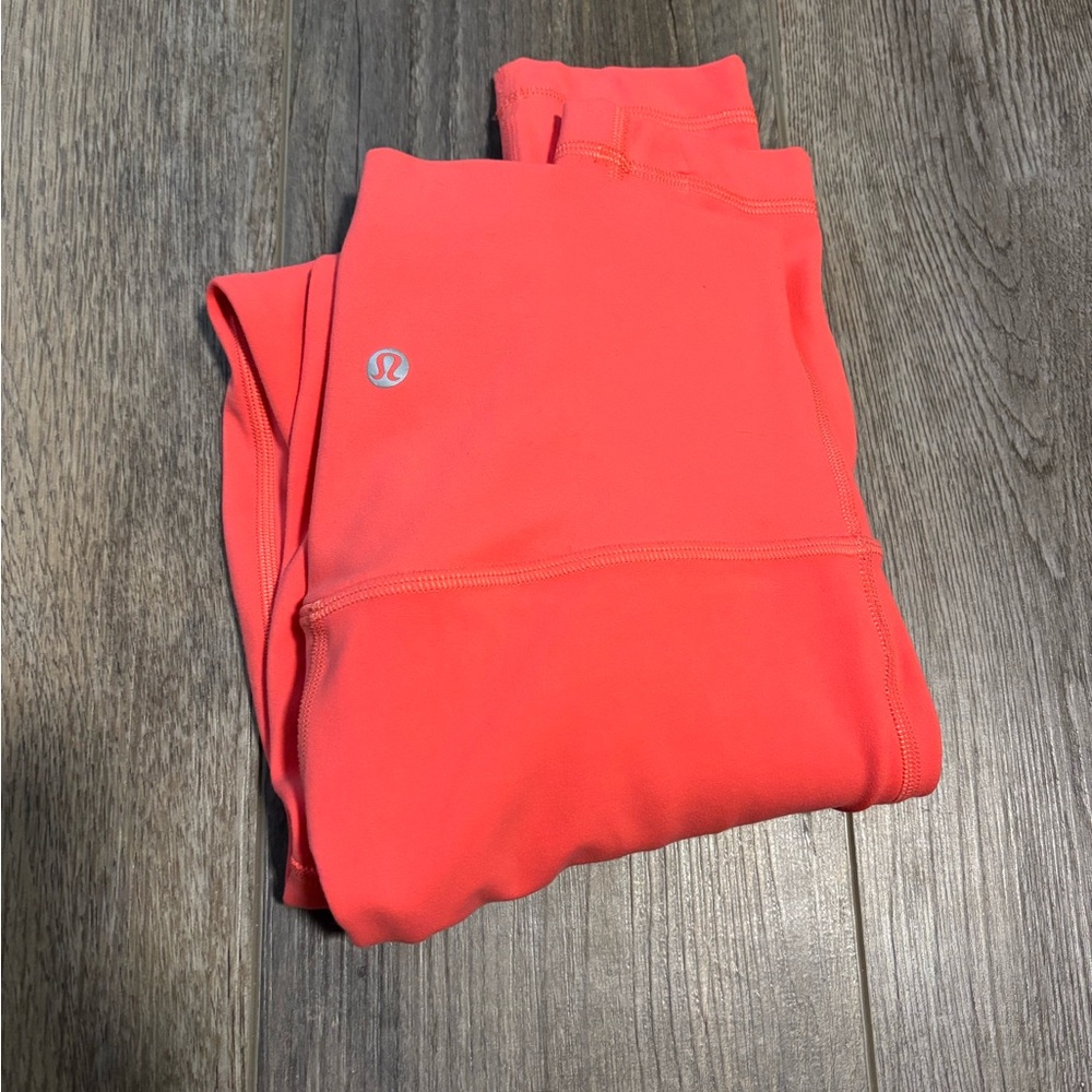 NWOT Lululemon Coral Leggings